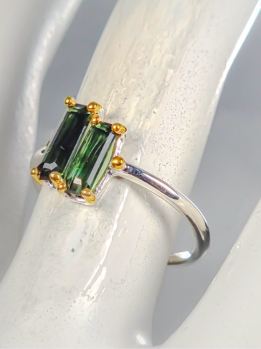 ! Green Tourmaline Ring - Picture 6 of 15